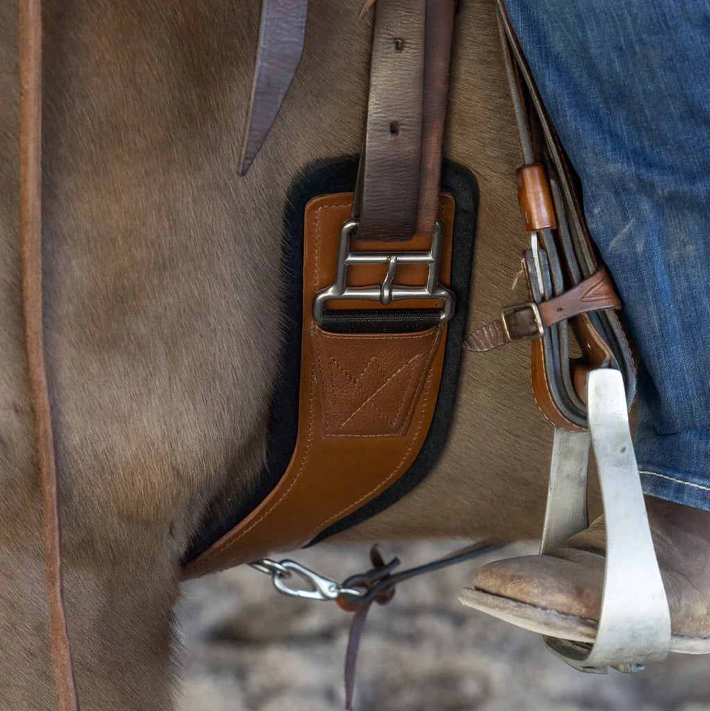 Total Saddle Fit shoulder relief Western cinch with balance buckle CLEARANCE