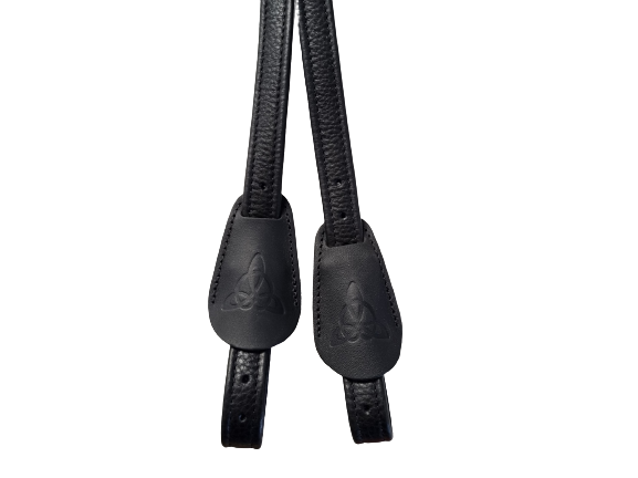 Bliss of Lonon mono dressage stirrup leathers - black showing buckle guards